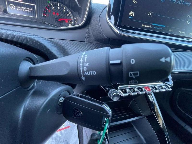 Peugeot 2008 1.2 puretech Active s&s 100cv - KM0