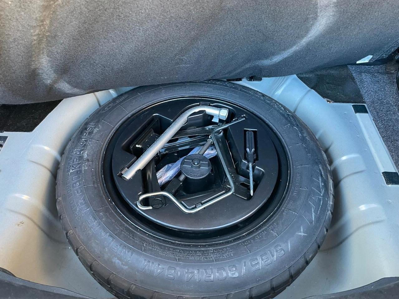 Lancia Ypsilon 1.0 FireFly 5 porte S&S Hybrid Gold