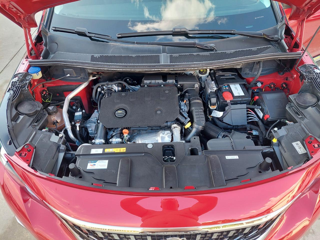 Peugeot 3008 BlueHDi 130 S&S EAT8 Allure
