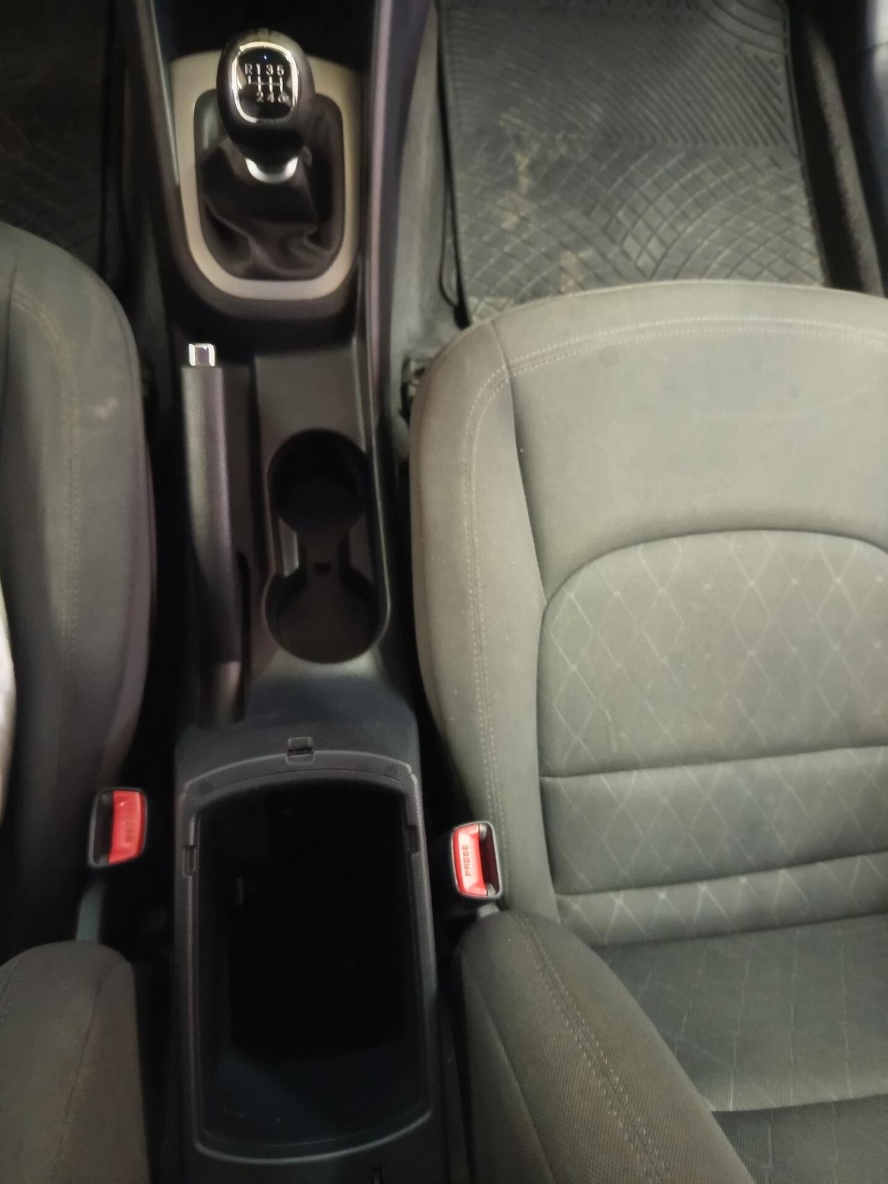 Kia Rio 1.1 CRDi 5p.S&S High Tech ok neopatentati