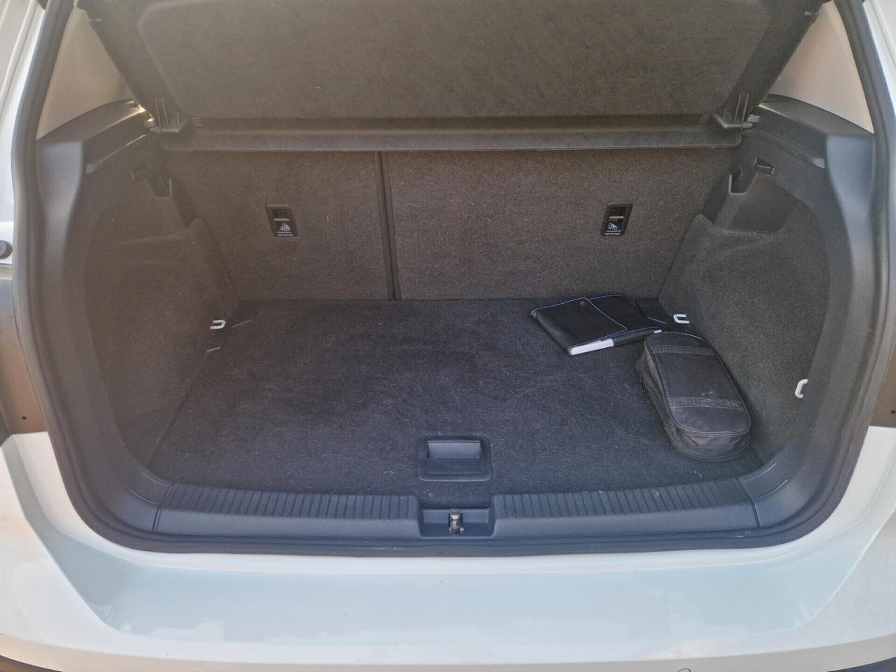 Volkswagen T-Cross 1.6 TDI SCR Style BMT