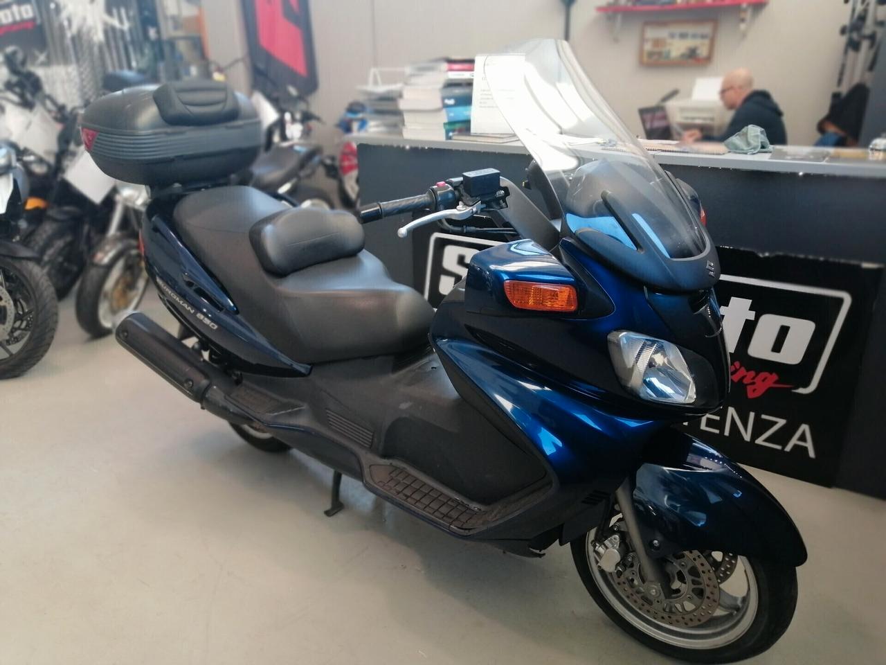 Suzuki Burgman 650