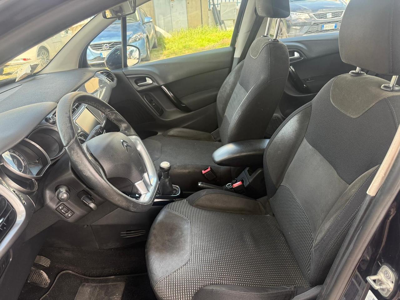 Citroen C3 1.2 VTi 82 Exclusive 2014 220.000 KM