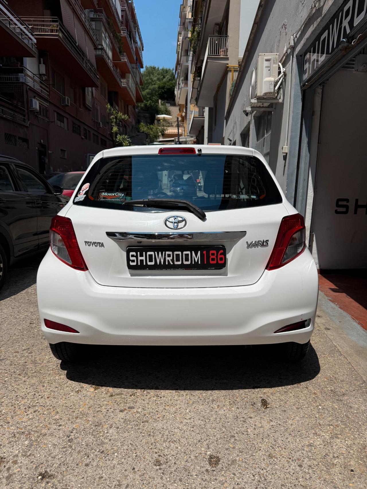 Toyota Yaris 1.0 5 porte Active