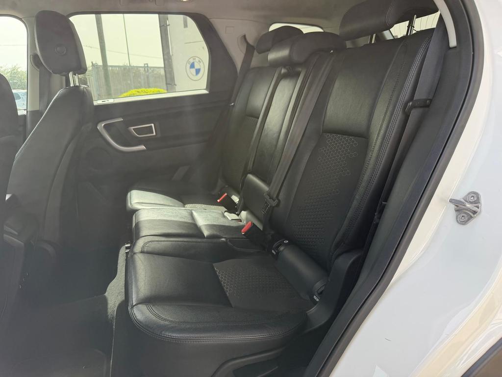 Land Rover Discovery Sport 2.0 TD4 HSE AWD Auto