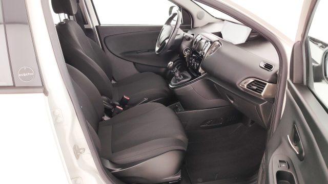 LANCIA Ypsilon 1.0 FireFly 5 porte S&S Hybrid Ecochic Gold