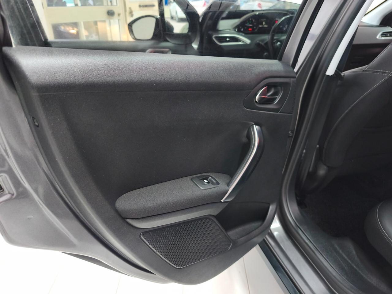 Peugeot 2008 BlueHDi 120 S&S Allure