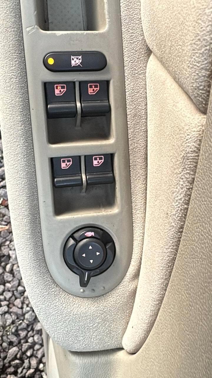 Alfa Romeo 159 2.0 JTDm Distinctive