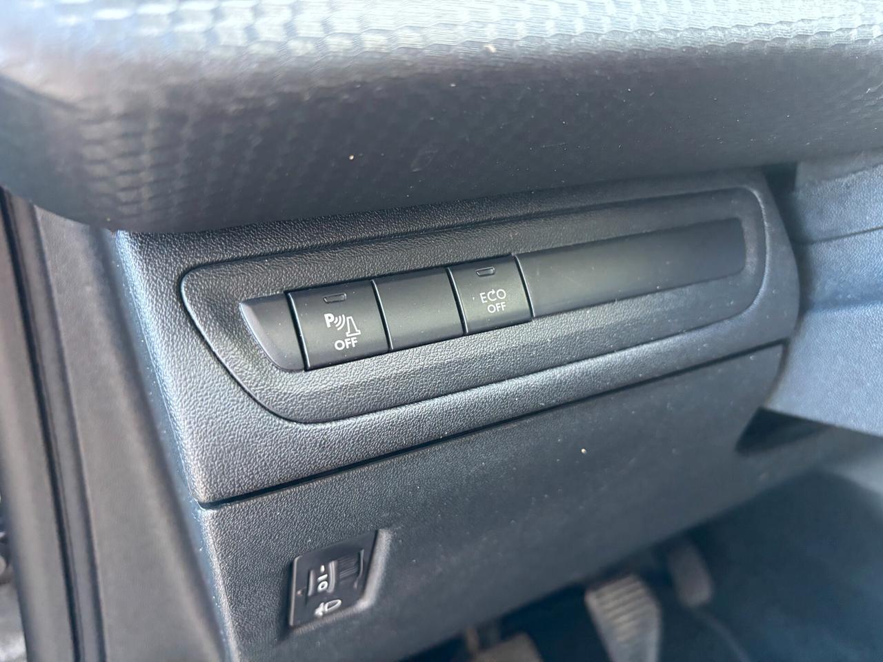 Peugeot 2008 BlueHDi TETTO PANORAMICO -2019