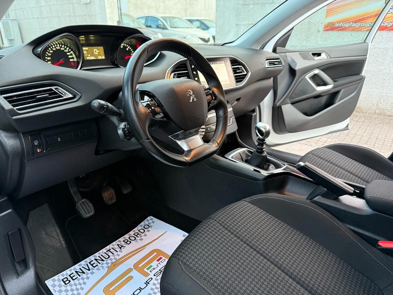 Peugeot 308 1.5 BlueHDi 100 SW NAVI CARPLAY – 2019