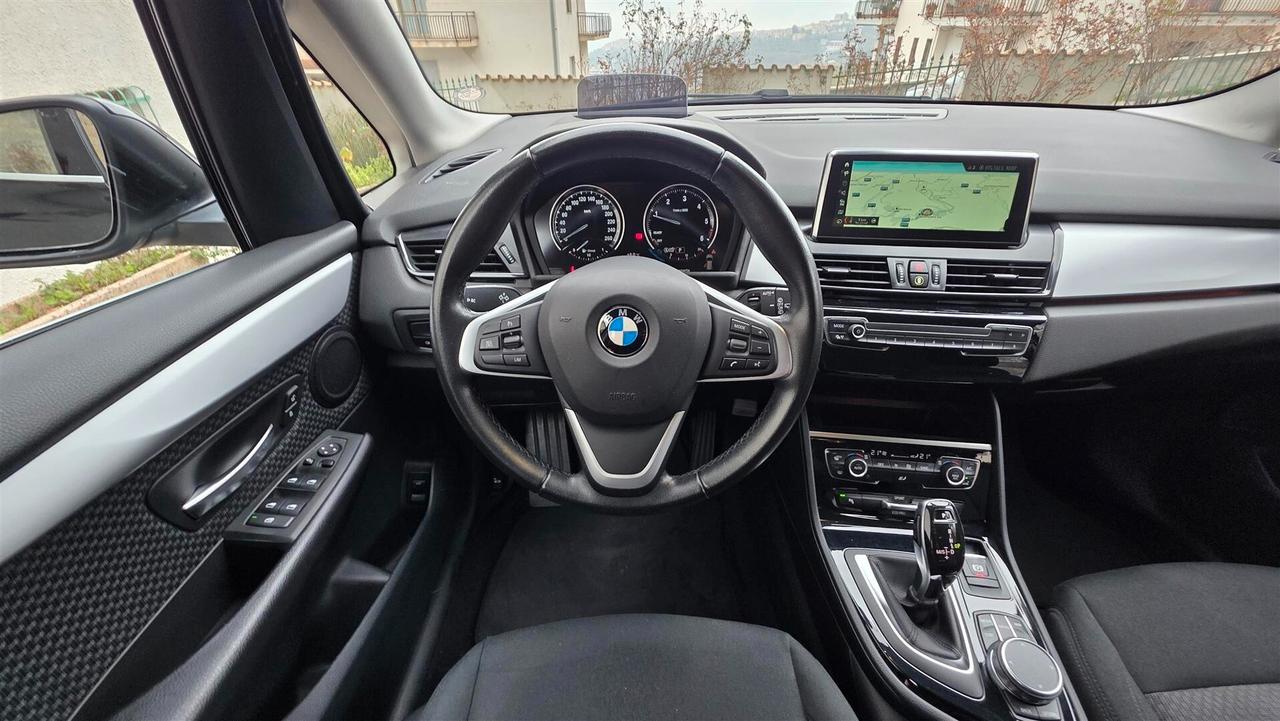 Bmw 2er Active Tourer 218d Luxury