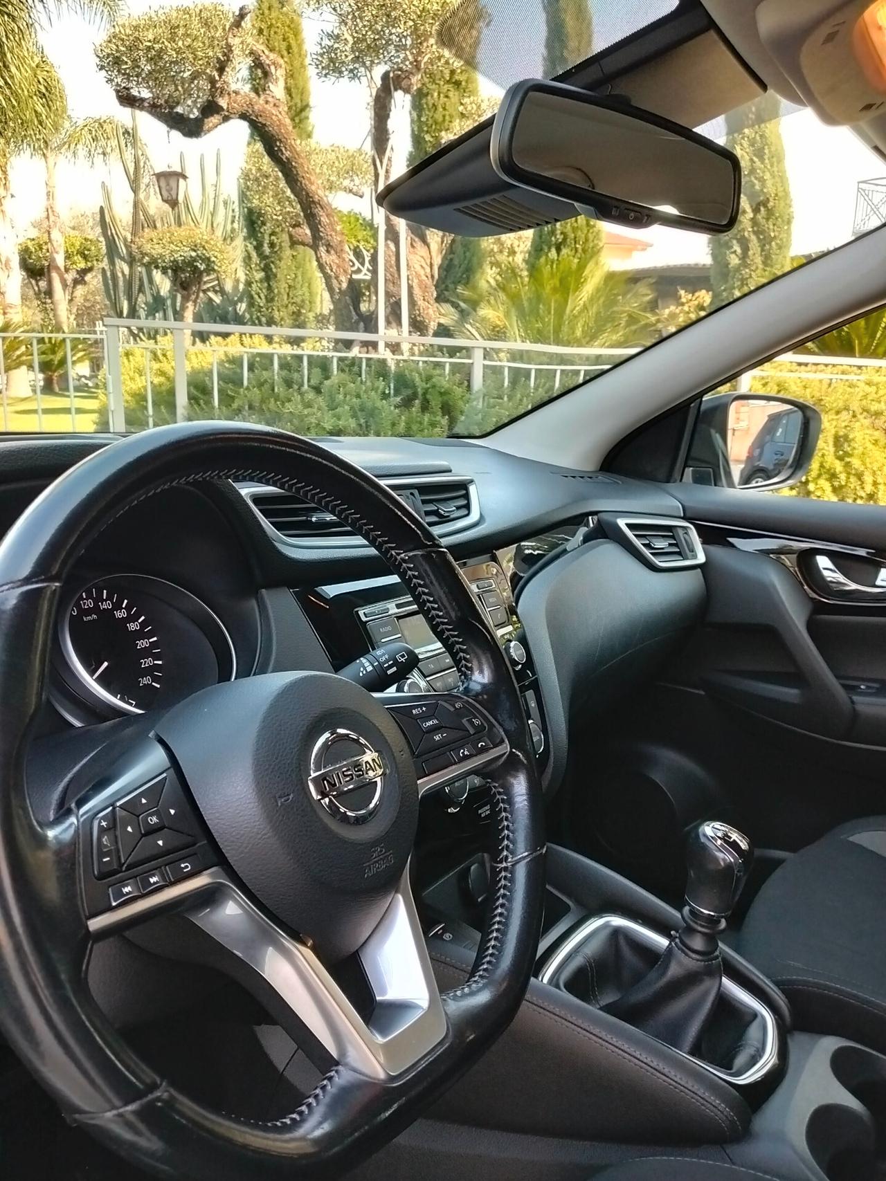 Nissan Qashqai 1.5 dCi N-Connecta