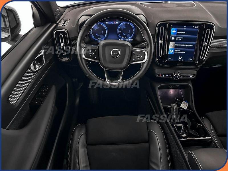 Volvo XC40 T5 Recharge Plug-in Hybrid R-design