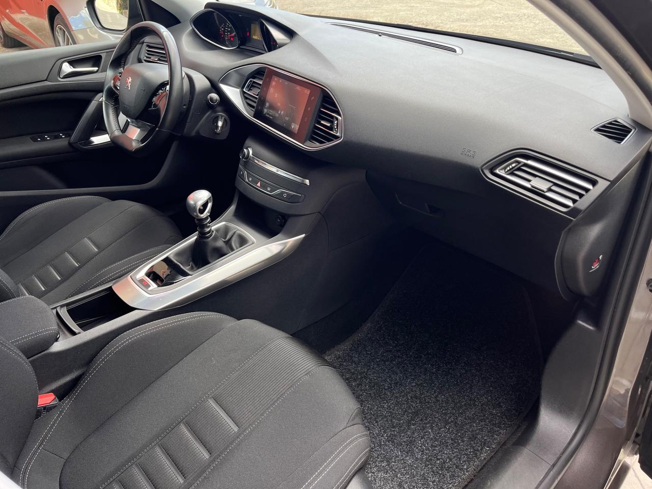 Peugeot 308 1.6 e-HDi 115 CV Stop&Start Allure