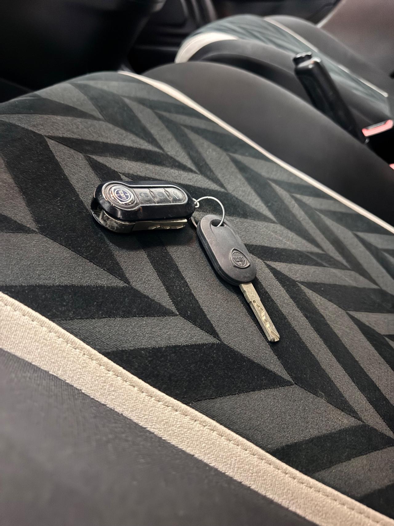 Lancia Ypsilon 1.3 Mjt 95 Cv 5P. Platinum - 2016