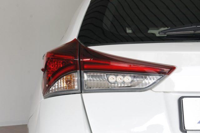 TOYOTA Auris 1.8 Hybrid Active Plus 136 cv