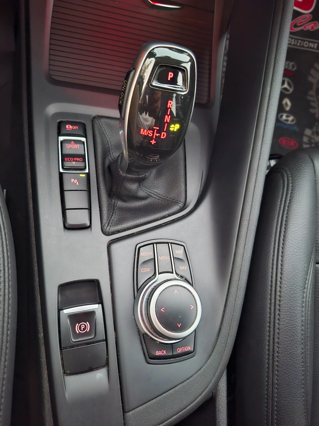 Bmw X1-20d- xLine TETTO*PELLE*LED