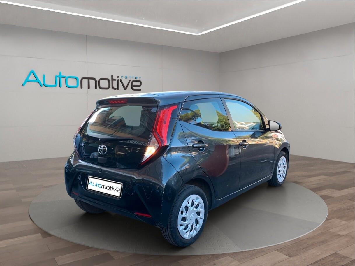 Toyota Aygo 1.0 VVT-i 72 CV 5 porte x-clusiv MMT