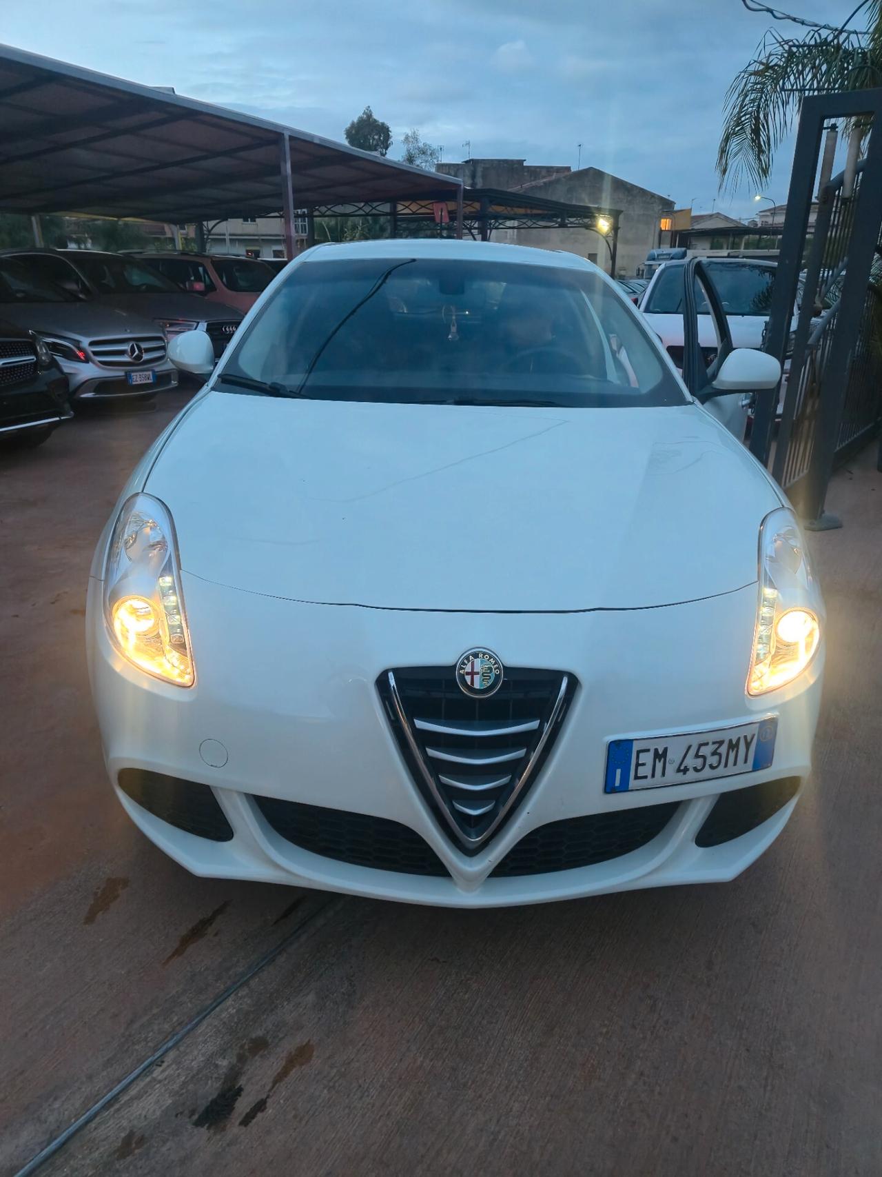 Alfa Romeo Giulietta 2.0 JTDm-2 140 CV Distinctive