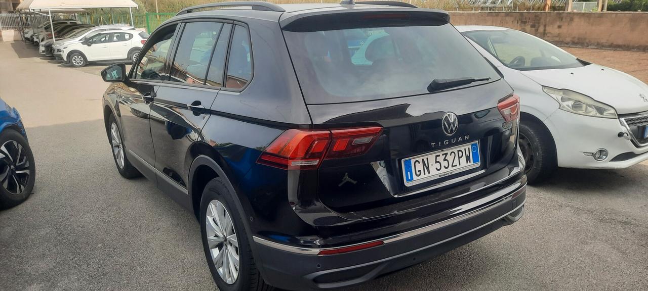 Volkswagen Tiguan cc2.0 122cv tdi anno 2023