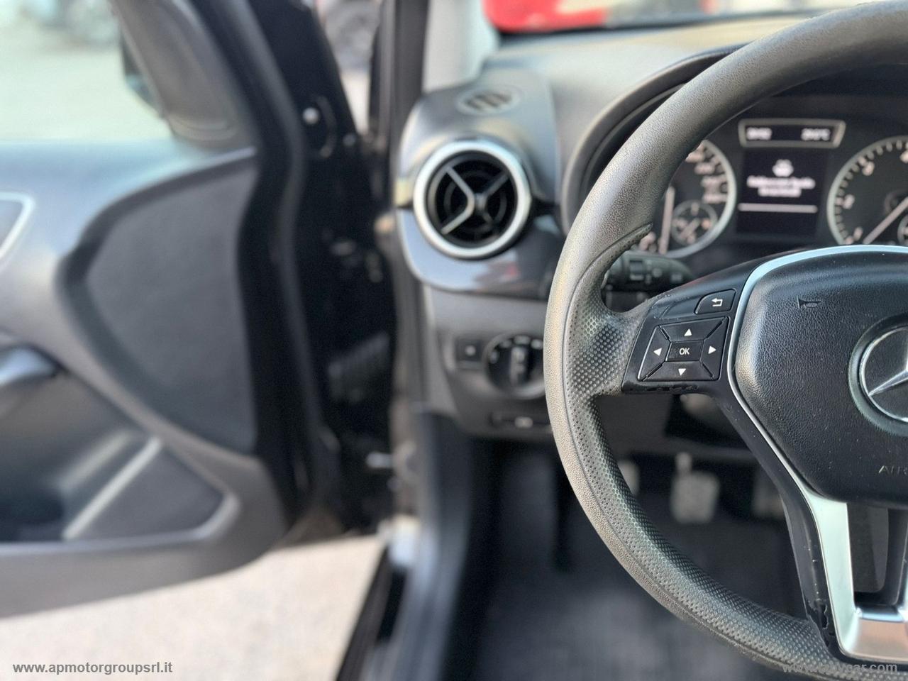 MERCEDES-BENZ B 180 CDI BlueEFFICIENCY Executive