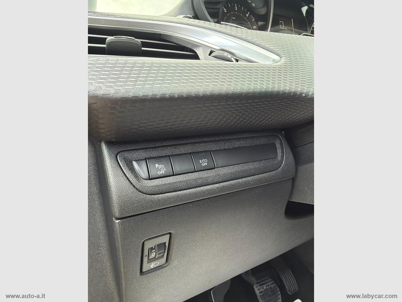 PEUGEOT 208 BlueHDi 100 S&S 5p. Signature
