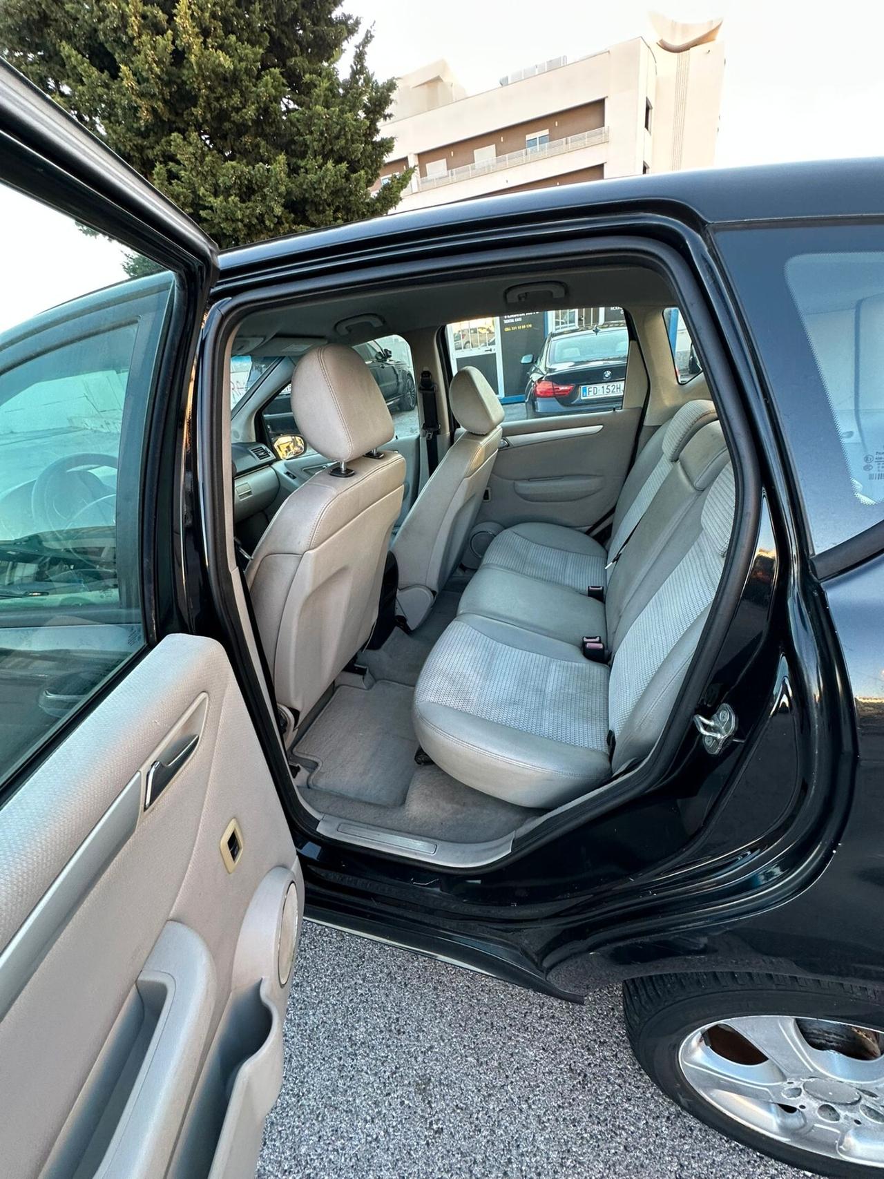 mercedes benz A 180 avantgarde