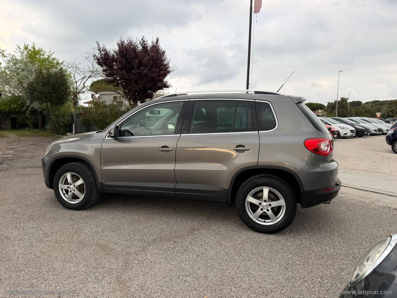 VOLKSWAGEN Tiguan 2.0 TSI 4MOTION 4X4 Sport & Style