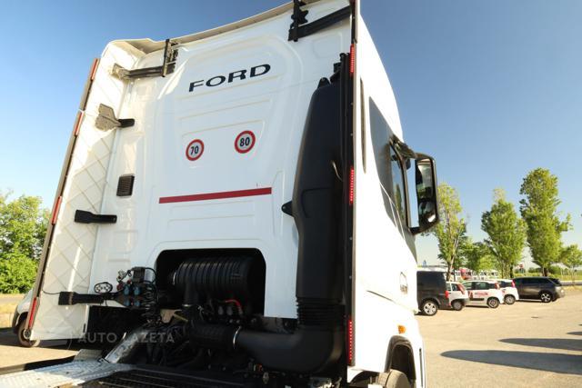 FORD F-MAX ADR TRATTORE STRADALE