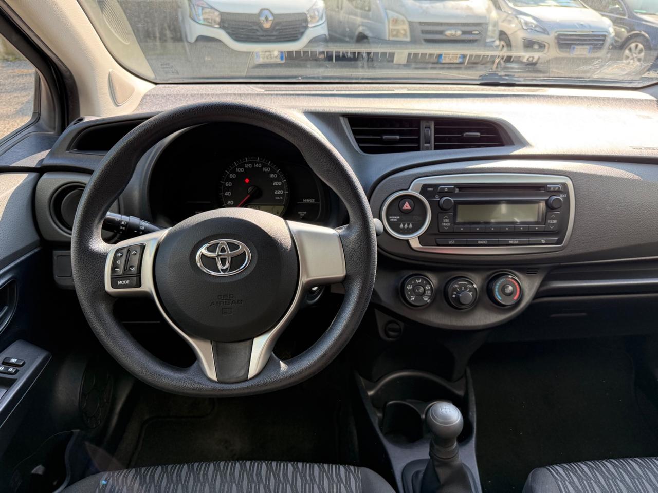 Toyota Yaris 1.0 5 porte Lounge
