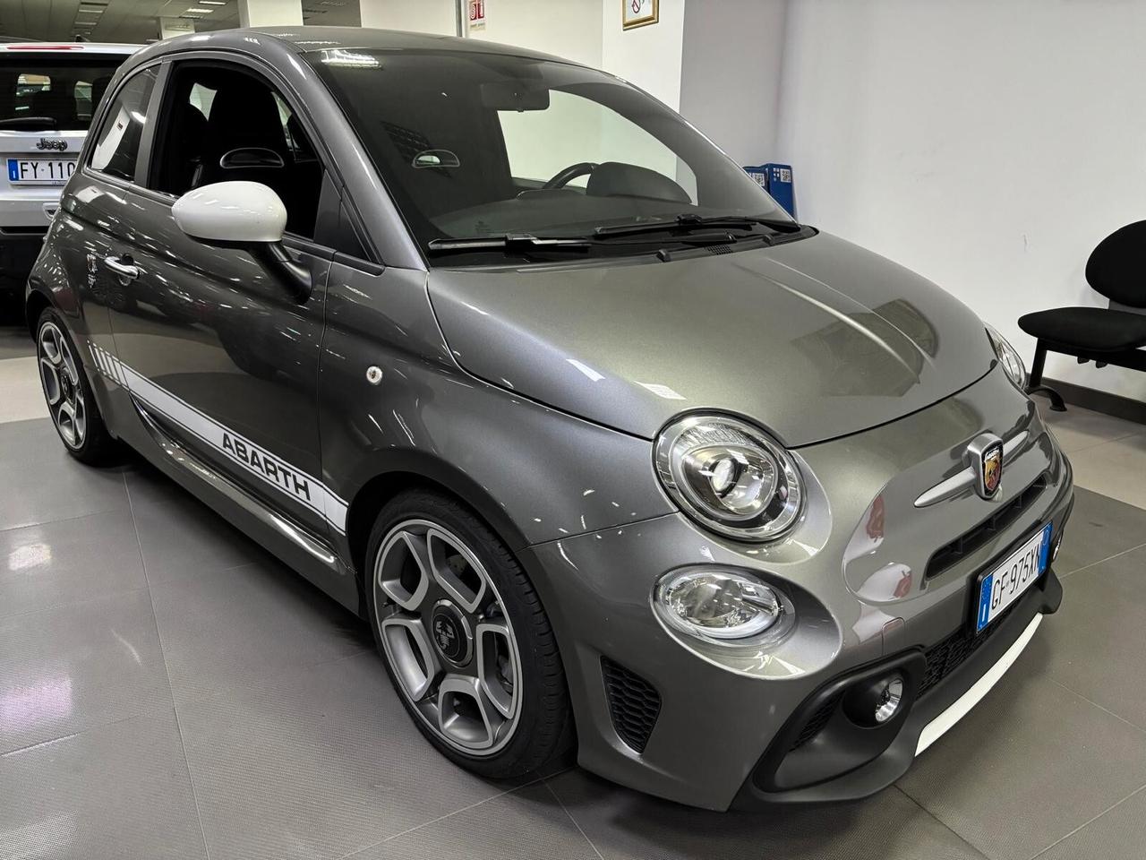 Abarth 595 1.4 Turbo T-Jet 165 CV Turismo