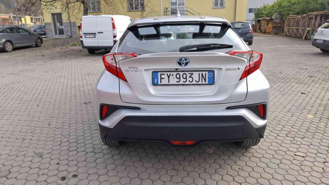 TOYOTA C-HR 1.8 Hybrid E-CVT