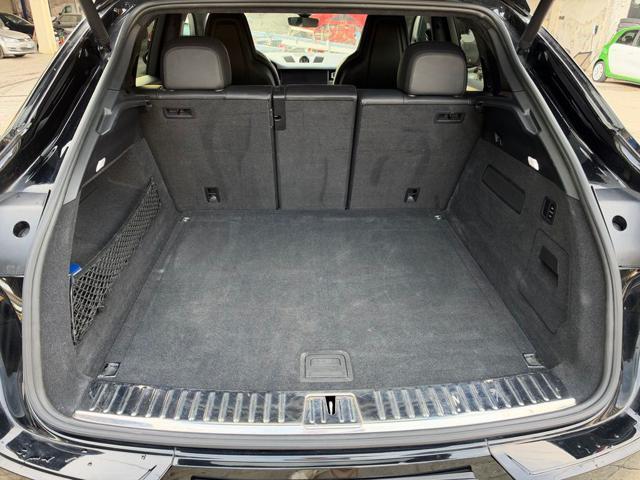 PORSCHE Cayenne Coupé 3.0 V6