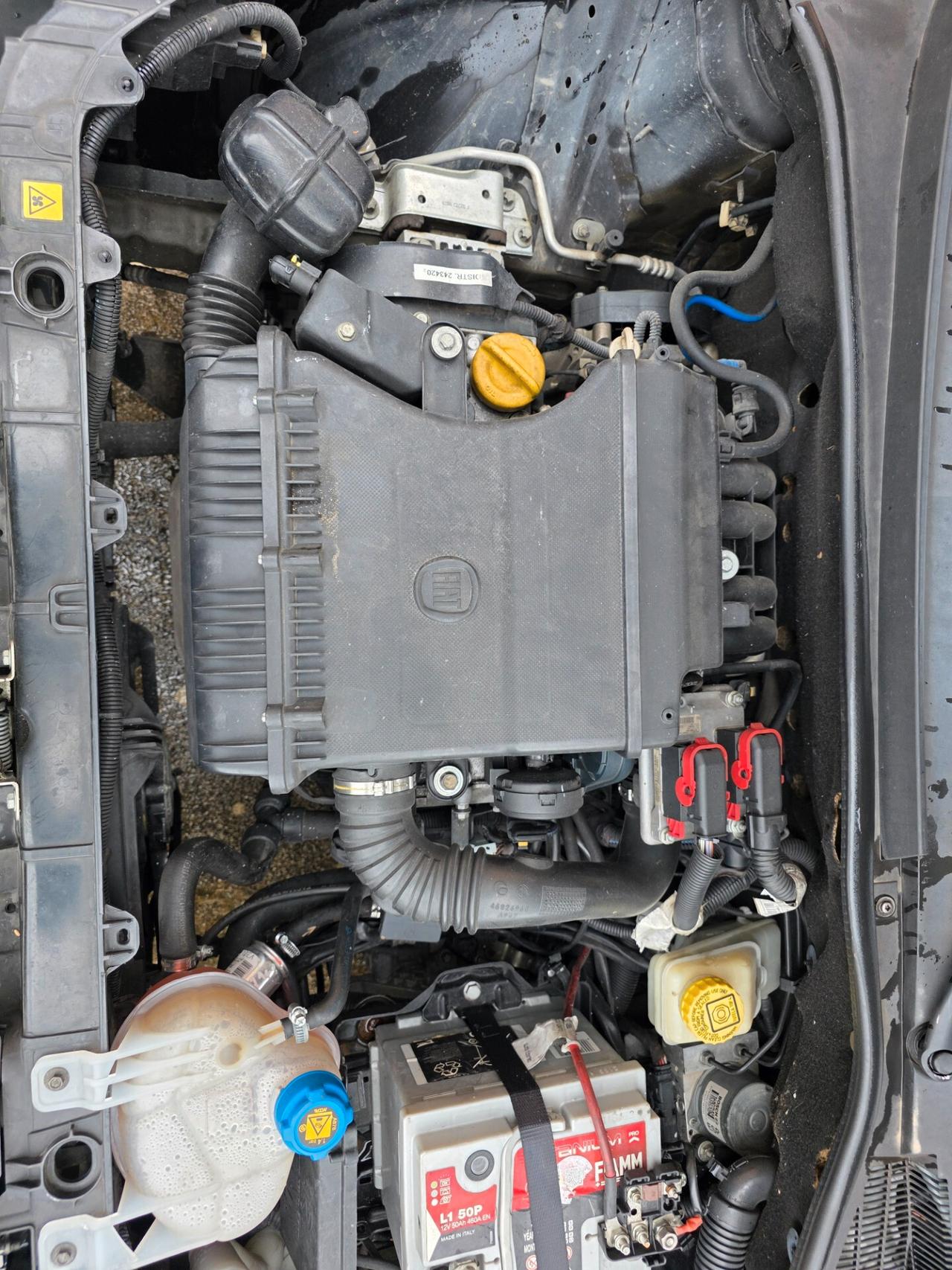 Fiat Grande Punto 1.4 Starjet 16V 3 porte Dynamic