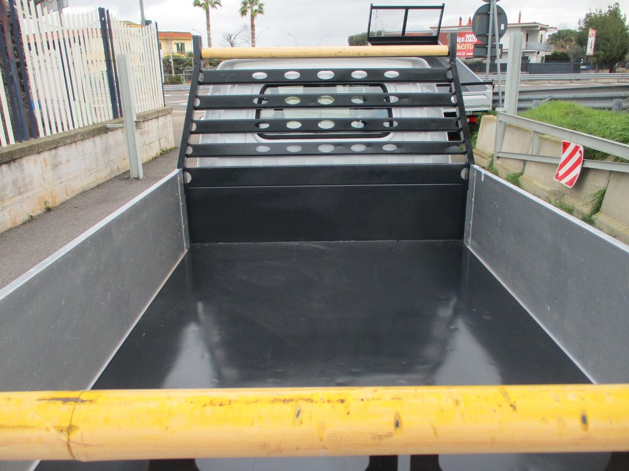 Piaggio Porter 1.3 16V EURO 6 BENZINA RIBALTABILE CUCINI