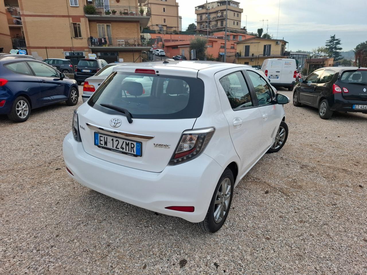 Toyota Yaris 1.0 5 porte Lounge