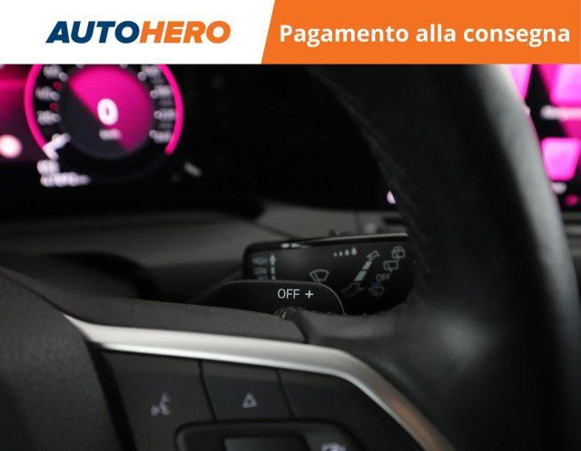 VOLKSWAGEN Golf 1.5 eTSI 150 CV EVO ACT DSG R-Line
