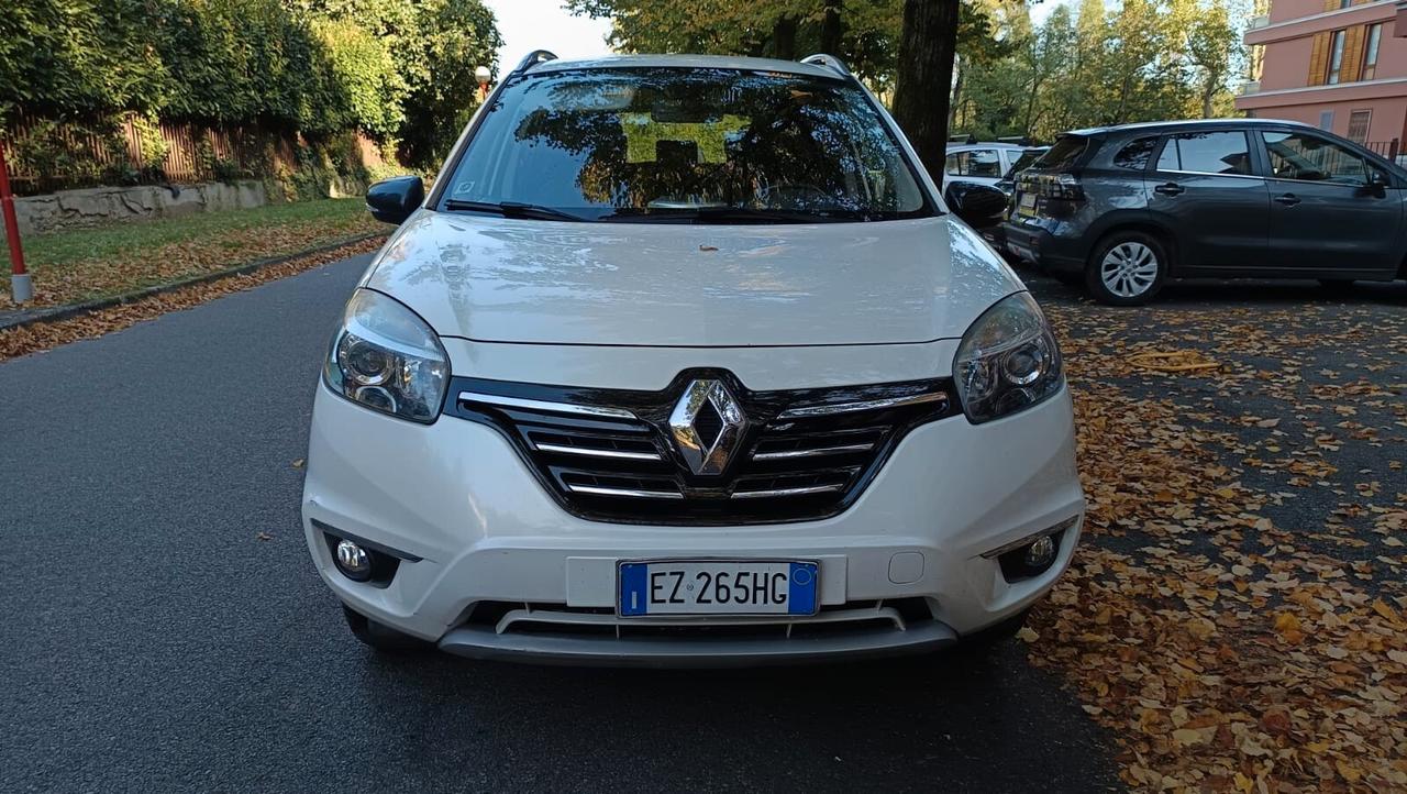 Renault Koleos 2.0 DIESEL CAMBIO AUTOMATICO ANNO 2015