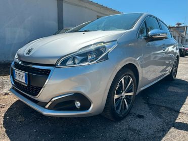 Peugeot 208 PureTech 82 5 porte Allure