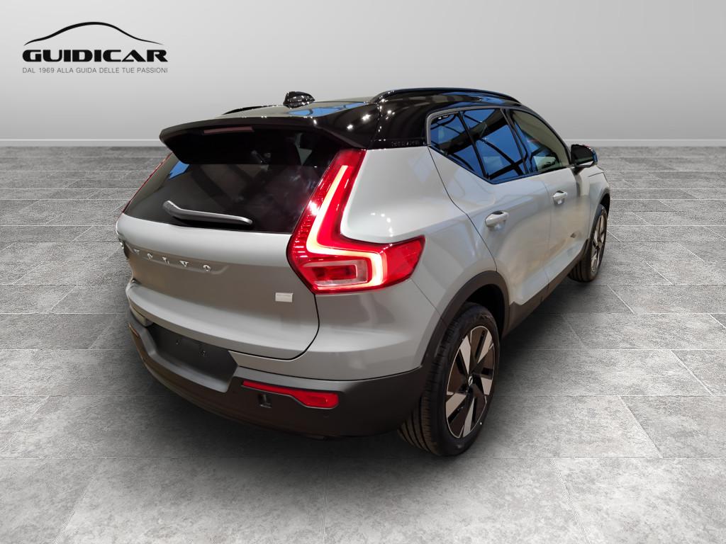 VOLVO XC40 Core Single Motor Extended Range