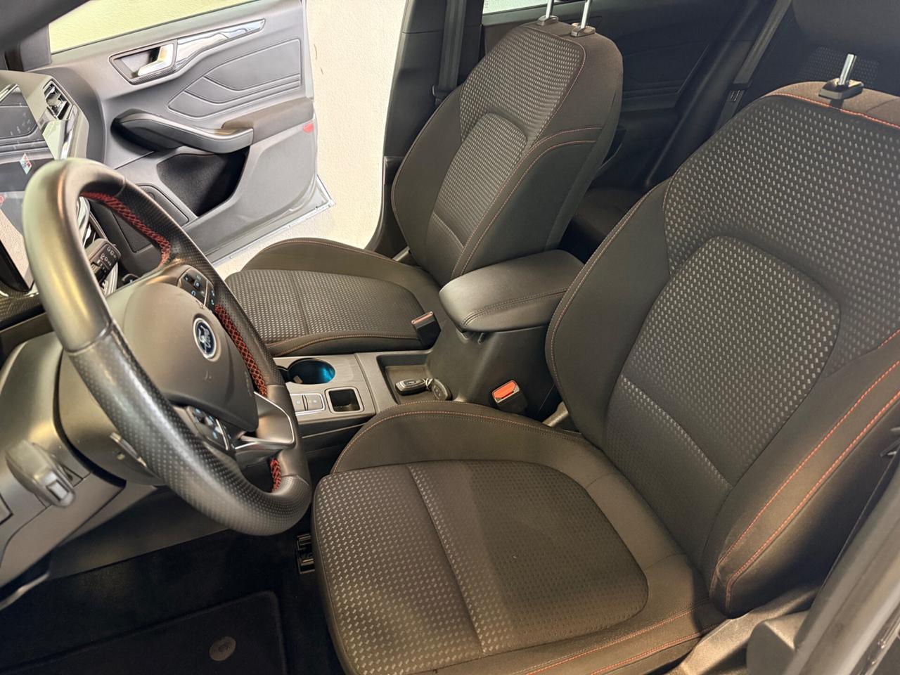 Ford Focus 1.5 D 5p. ST-Line 2022 BERLINA