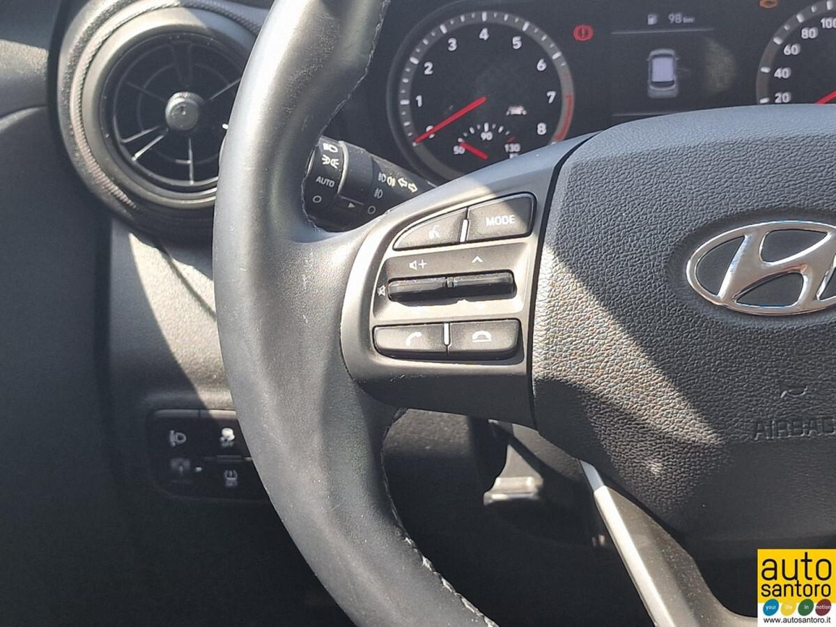 HYUNDAI I10 1.0 TECH + CONNECT PACK