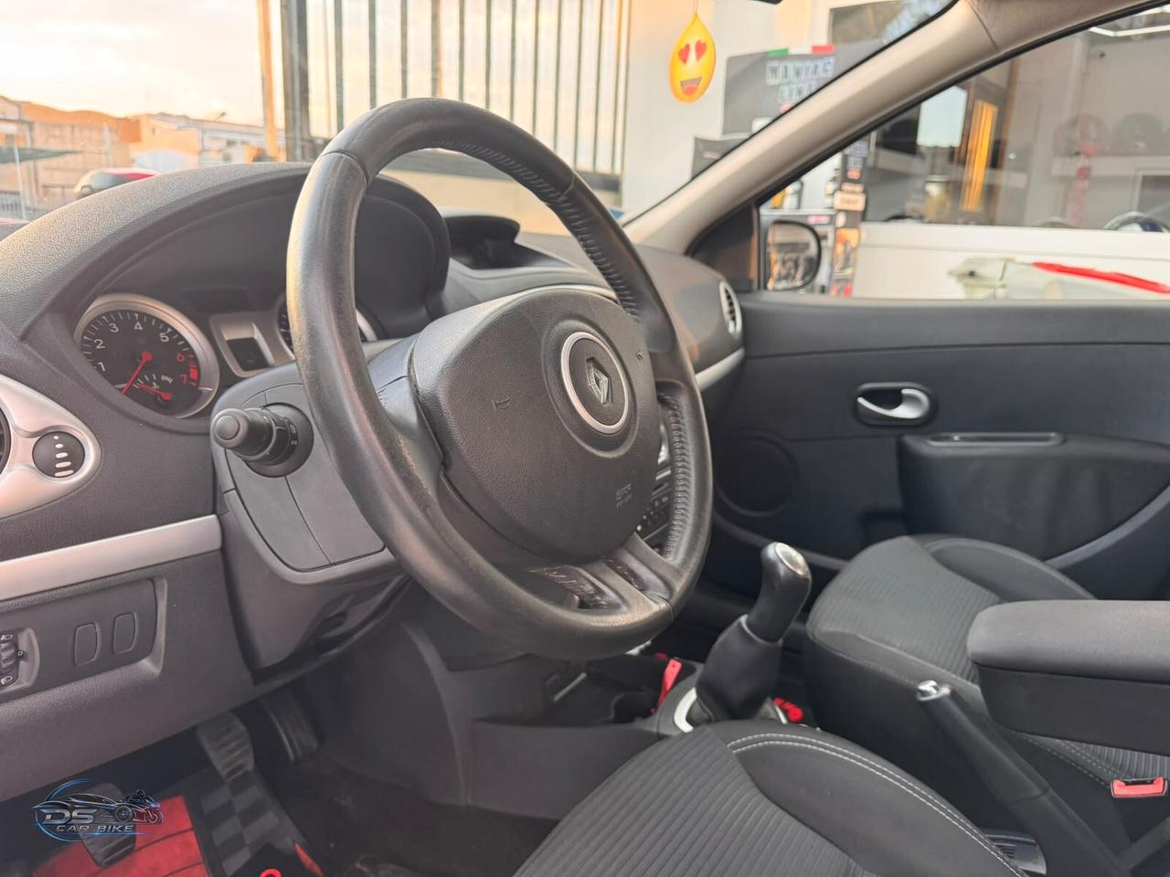 Renault Clio 1.2 16V 5 porte GPL Dynamique