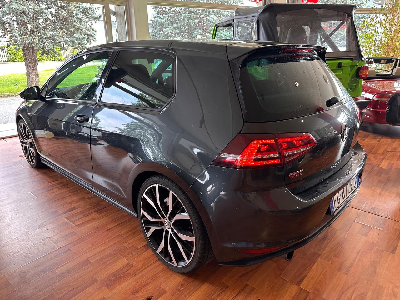 Volkswagen Golf GTI MANUALE