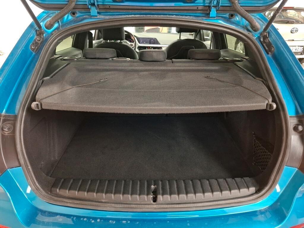 BMW 116D 115CV STEPTRONIC BUSINESS DESIGN ( FARI LED - BMW DIGITAL COCKPIT - TETTO PANORAMICO APR. - NAVI - MIRROR - PARK ASSISTANT - TELECAMERA POST. - CERCHI 17 )