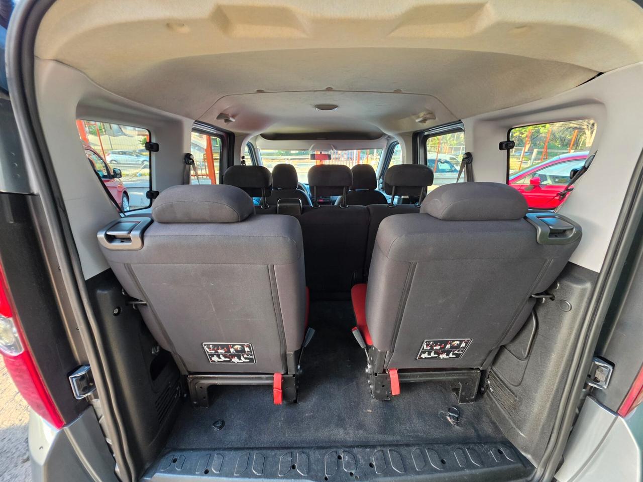 Fiat Dobló 1,6 diesel 04/2014 cv105 SETTE POSTI