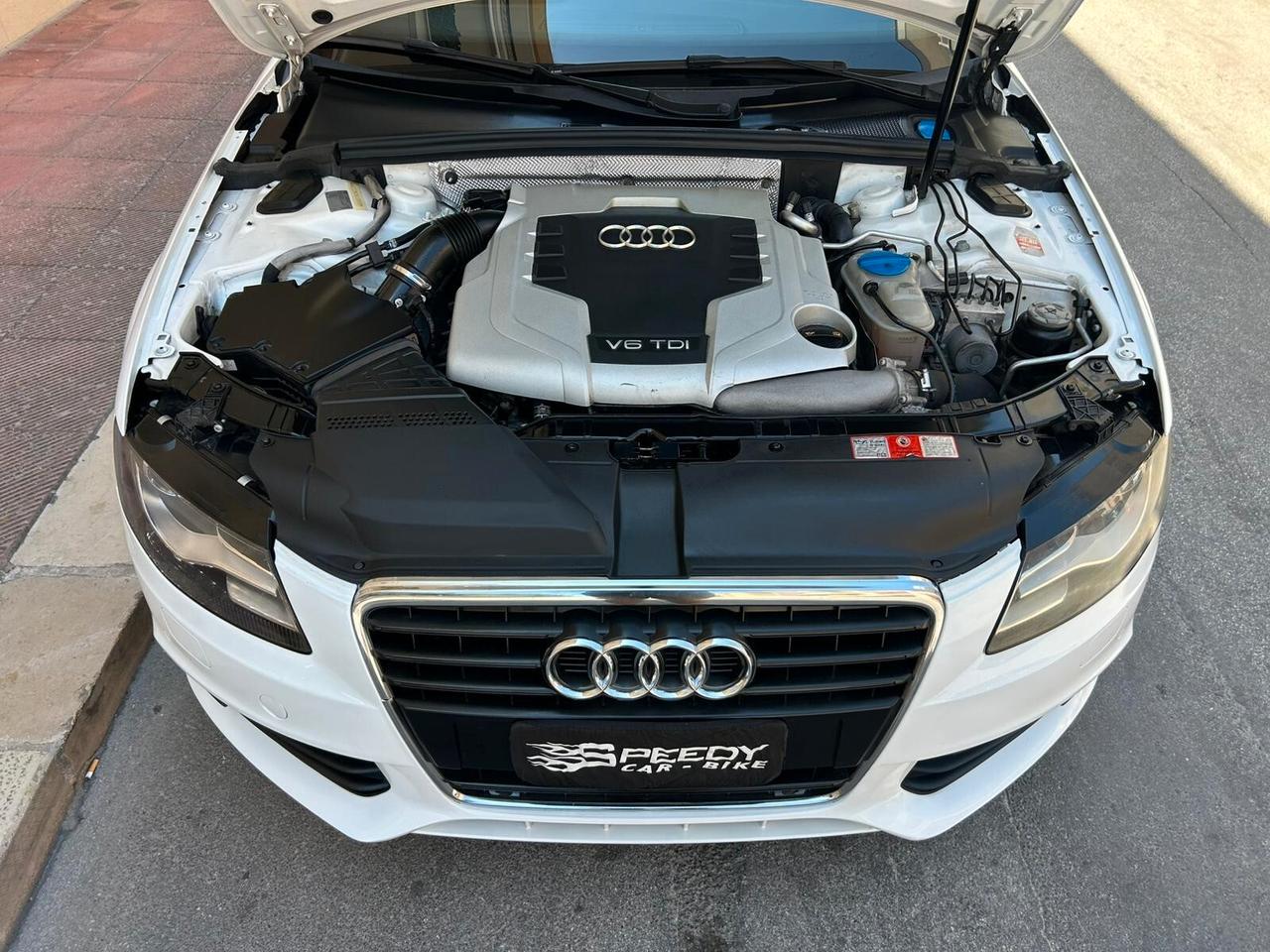 Audi A4 2.7 V6 TDI 2010 'S-Line'