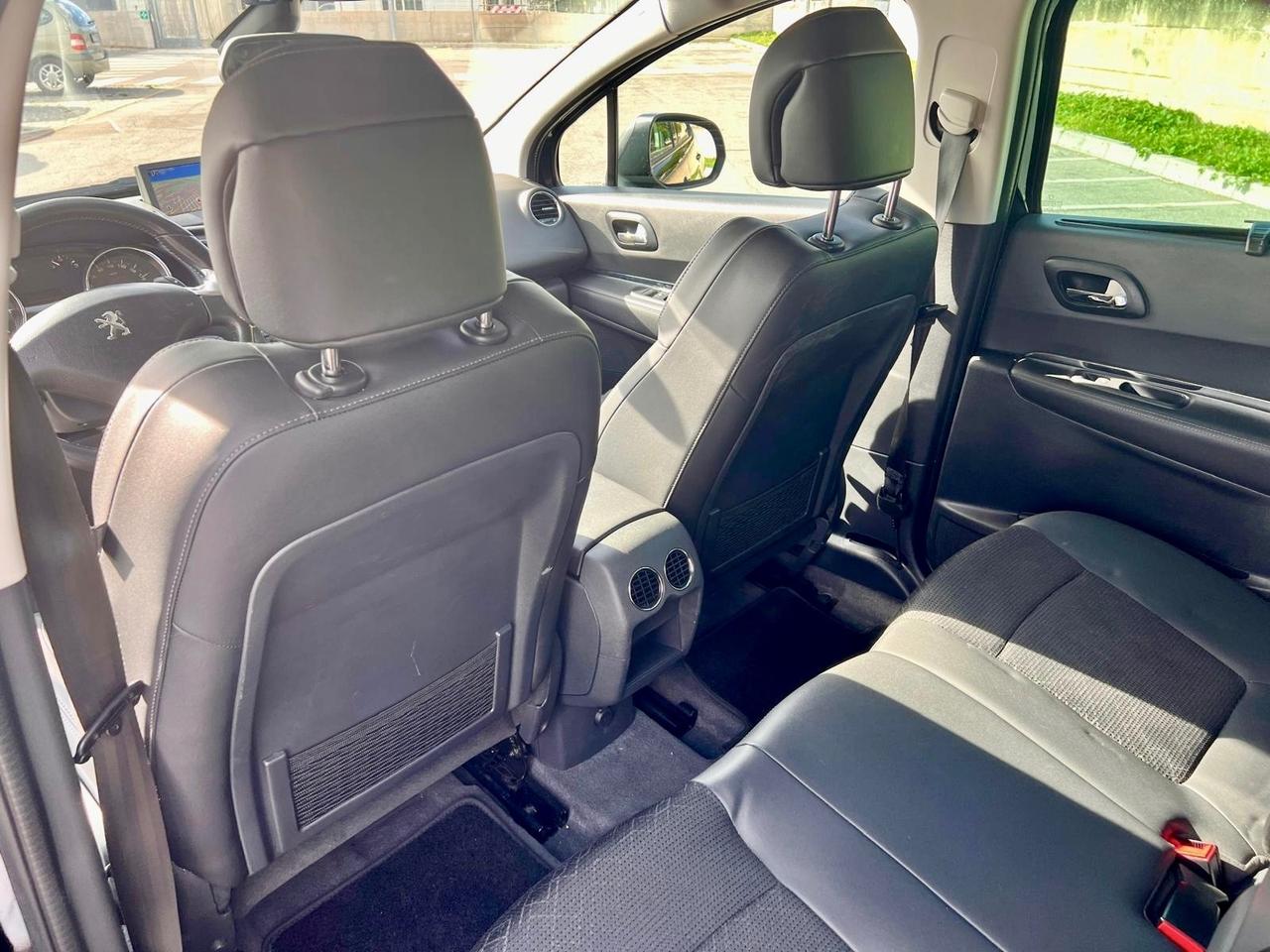 Peugeot 3008 BlueHDi 115 EAT6 S&S Allure