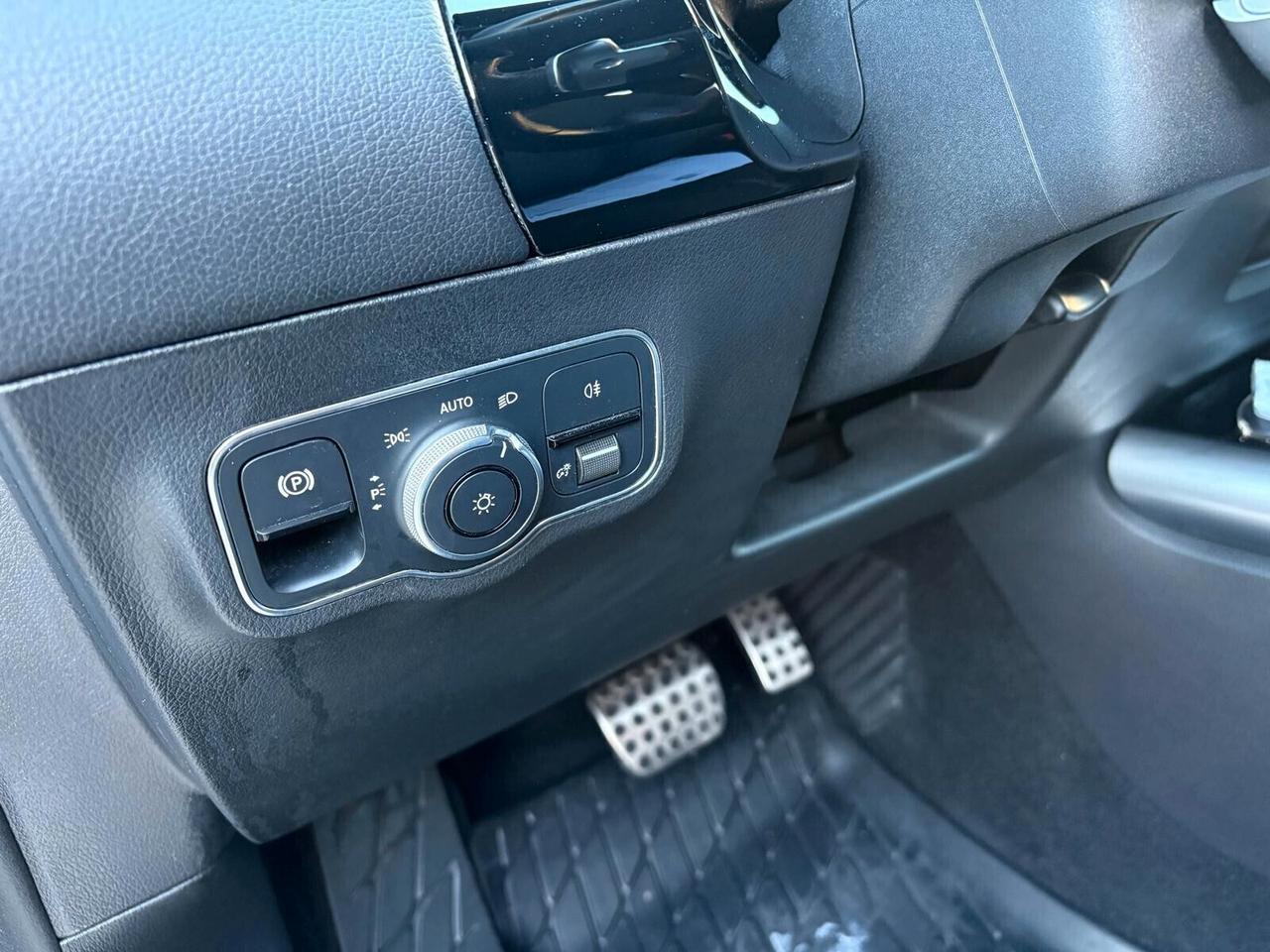 Mercedes-Benz GLA 200 d AUT. 4Matic Premium AMG