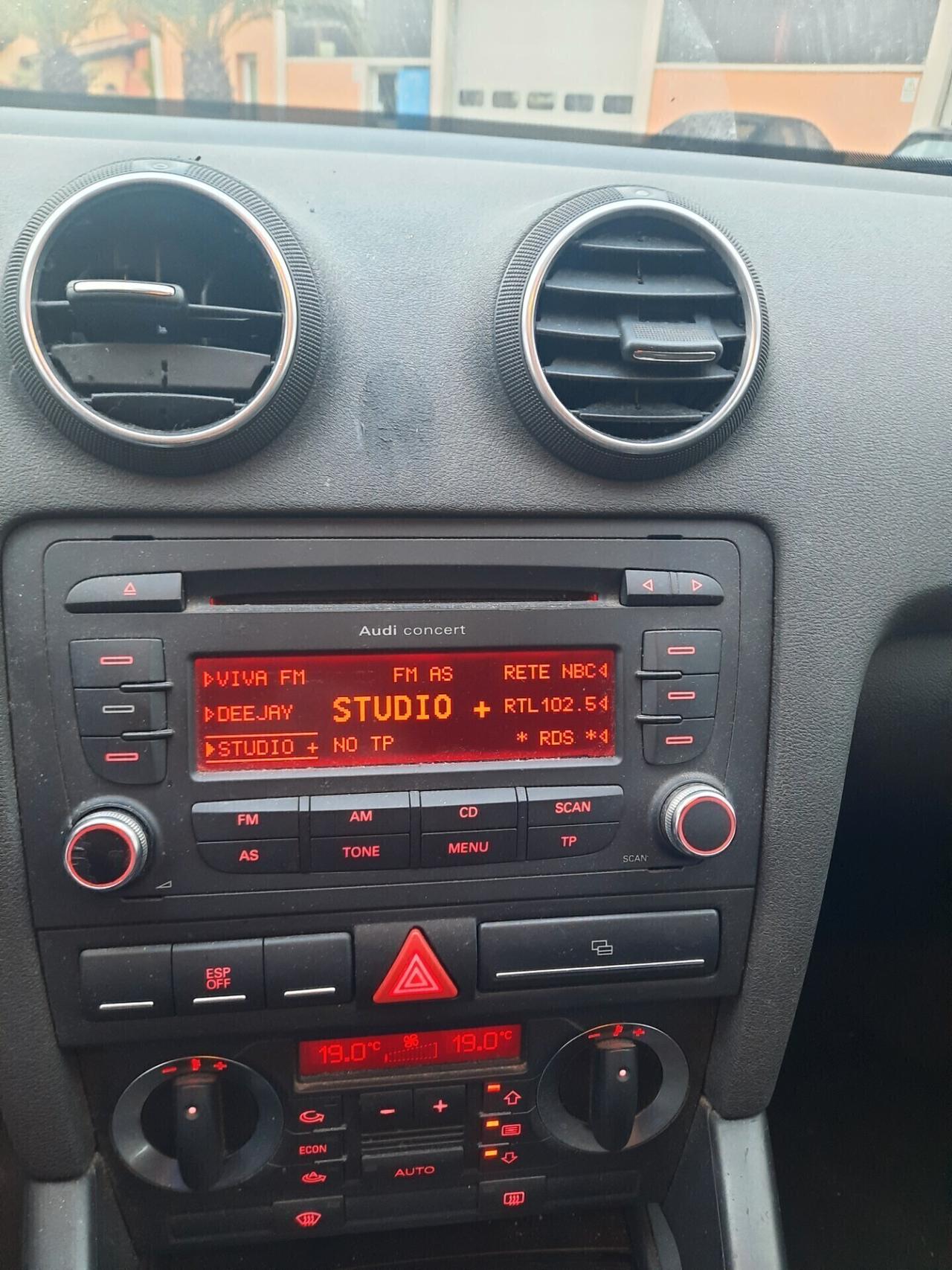 Audi A3 2.0 16V TDI ESTERNO S-LINE Ambition 170 cavalli